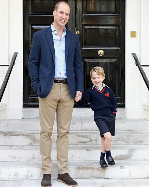 Post 4 by duchess.catherine.fashionstyle on Instagram (image)
