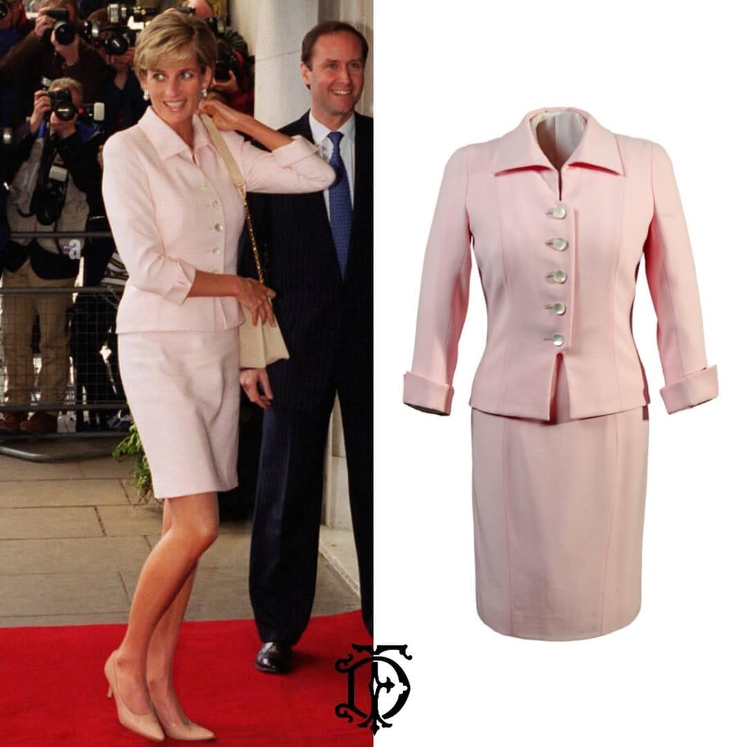 Post 8 by Diana’s Fashion Archive on Instagram (carousel)