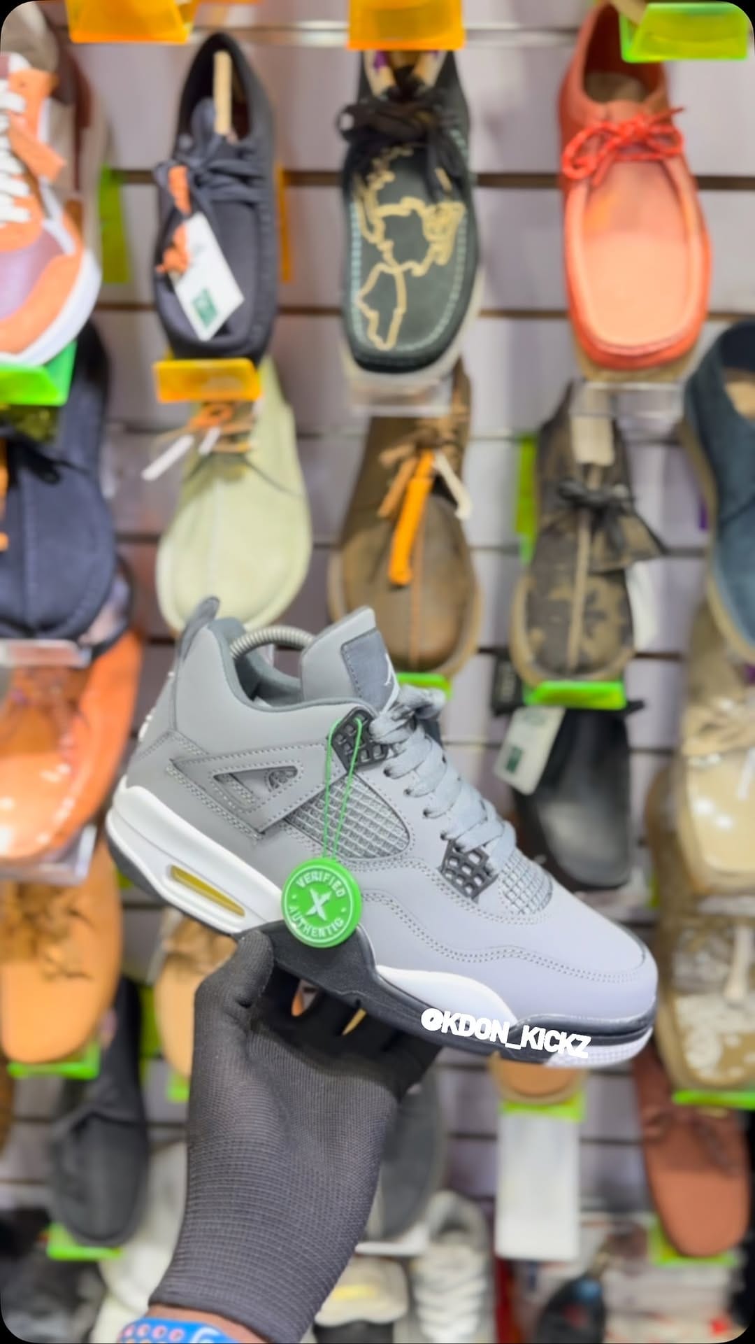 Post 3 by Fresh_kicks👟👟👟 on Instagram (video)