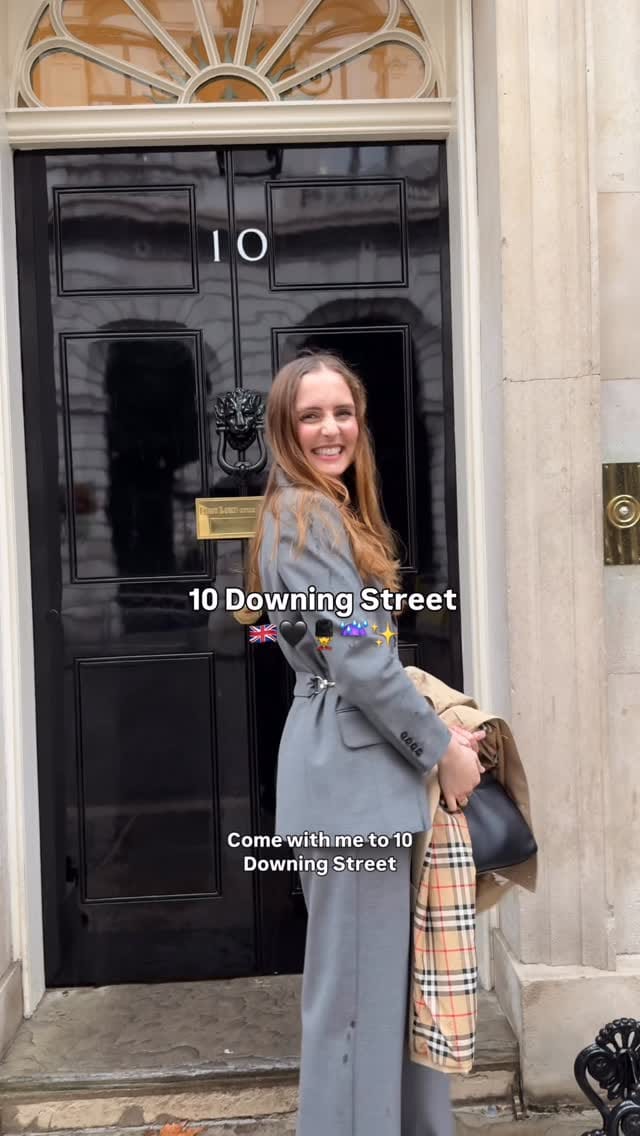 Post 8 by Marta Canga on Instagram (video)