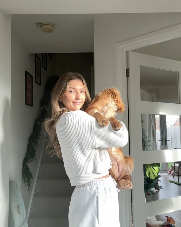 Post 1 by Emily 🍋 Everyday Petite Style on Instagram (carousel)