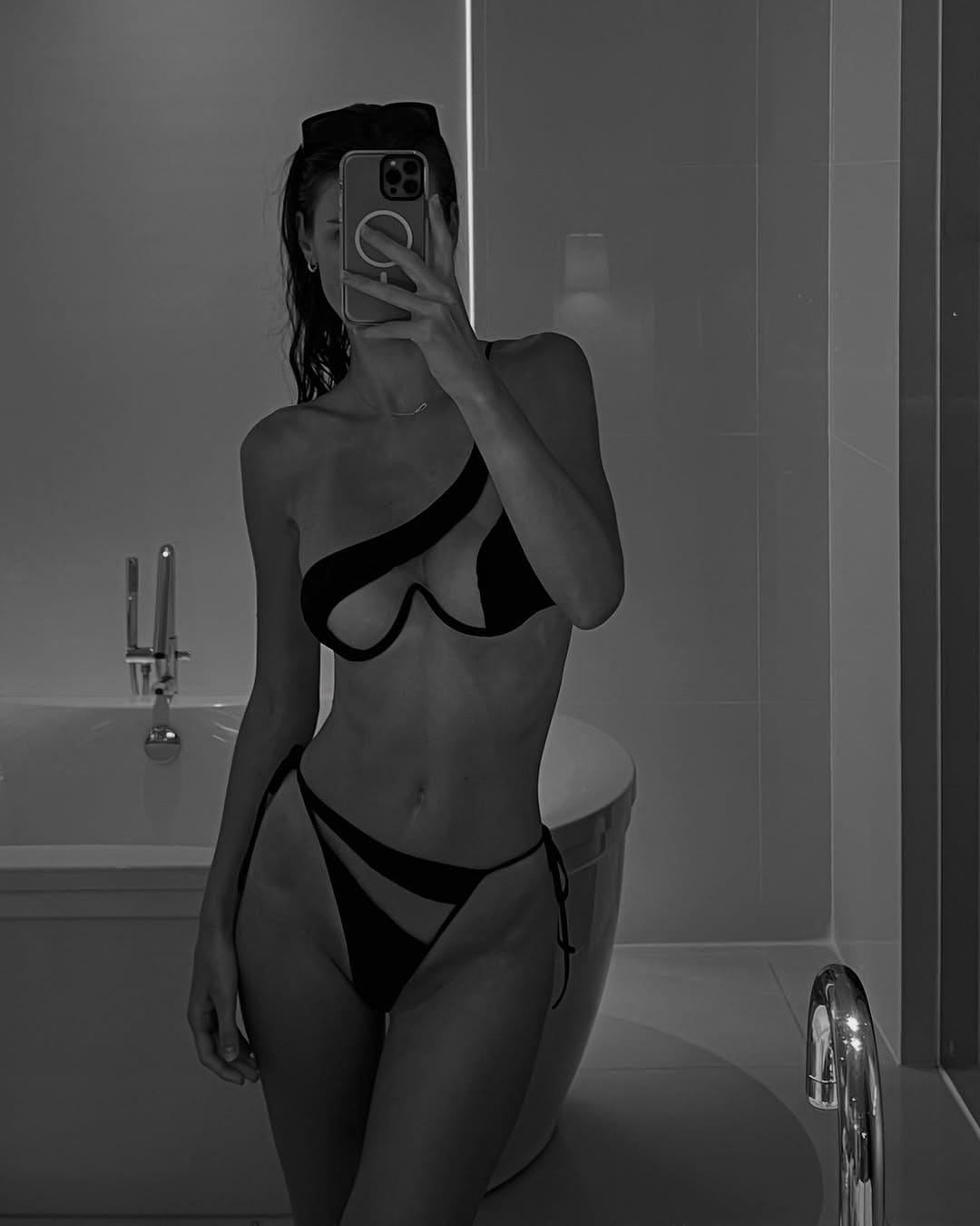 Post 10 by Elizabet Zauere on Instagram (image)