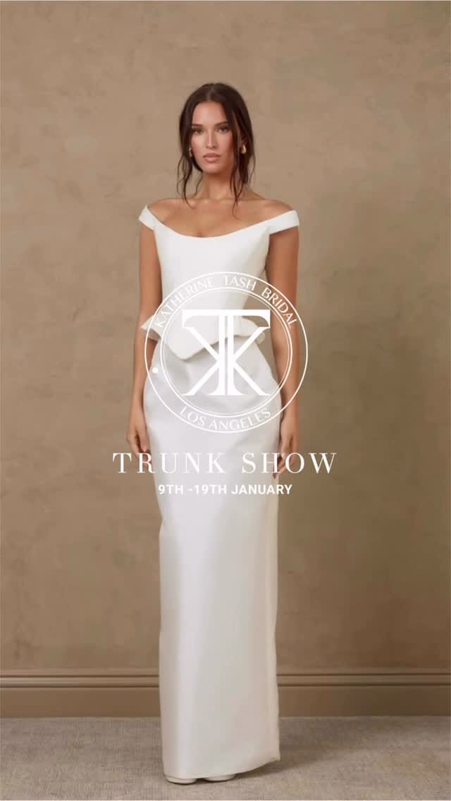 Post 4 by The White Closet on Instagram (video)