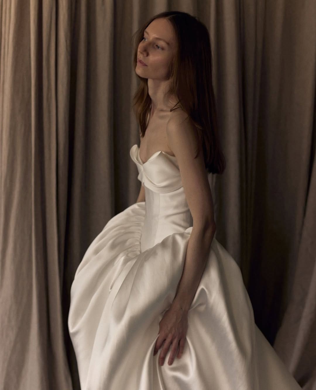 Post 3 by The White Closet on Instagram (carousel)