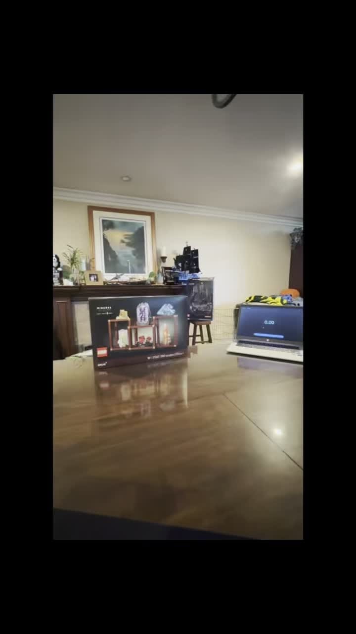 Post 4 by Bricks and Minifigs Lego Store Costa Mesa on Instagram (video)