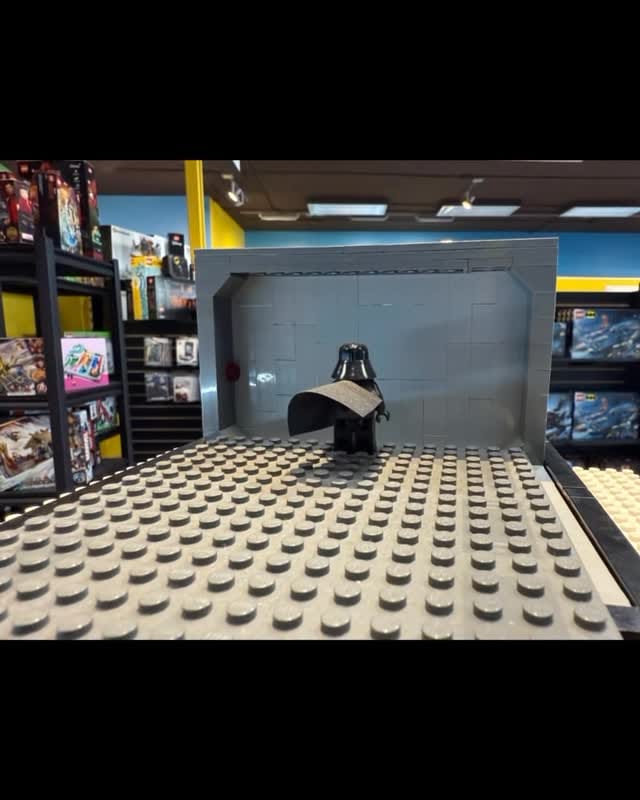 Post 8 by Bricks and Minifigs Lego Store Costa Mesa on Instagram (video)