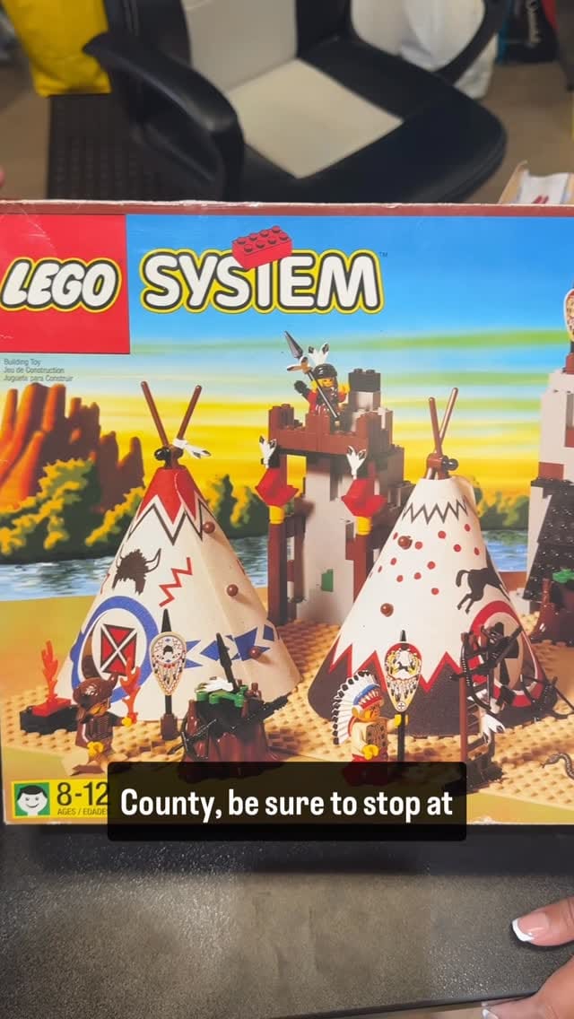 Post 3 by Bricks and Minifigs Lego Store Costa Mesa on Instagram (video)