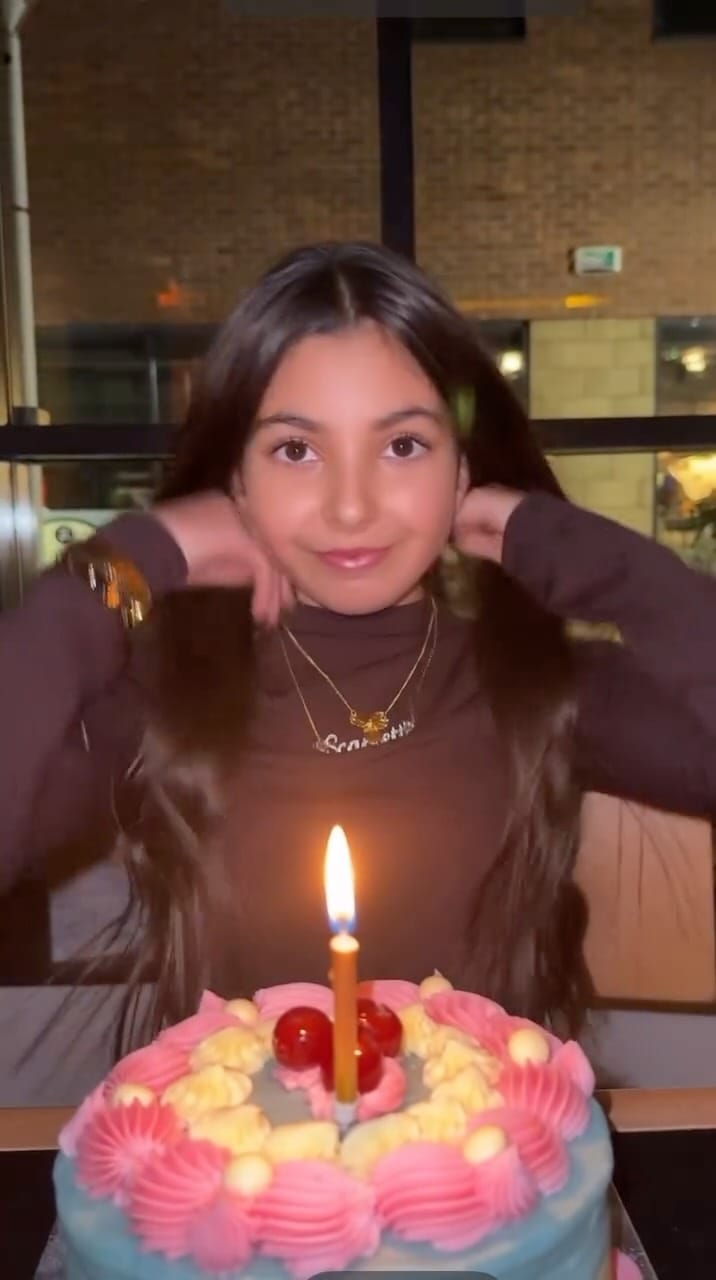 Post 1 by Scarlett Celina & Bodhi on Instagram (video)