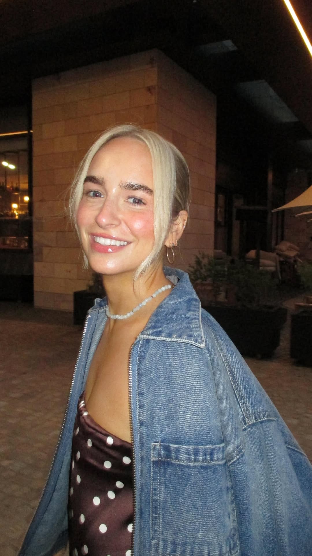Post 1 by Estera Pawlak on Instagram (video)