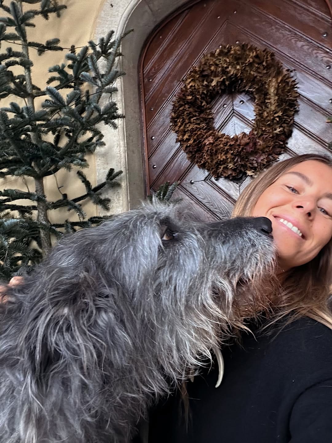 Post 5 by Yoanna Hanbury | Fashion, Lifestyle & Wellbeing on Instagram (carousel)