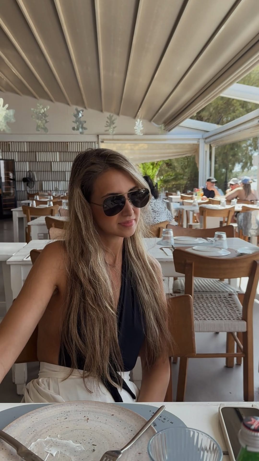 Post 8 by Mina Nozari on Instagram (video)