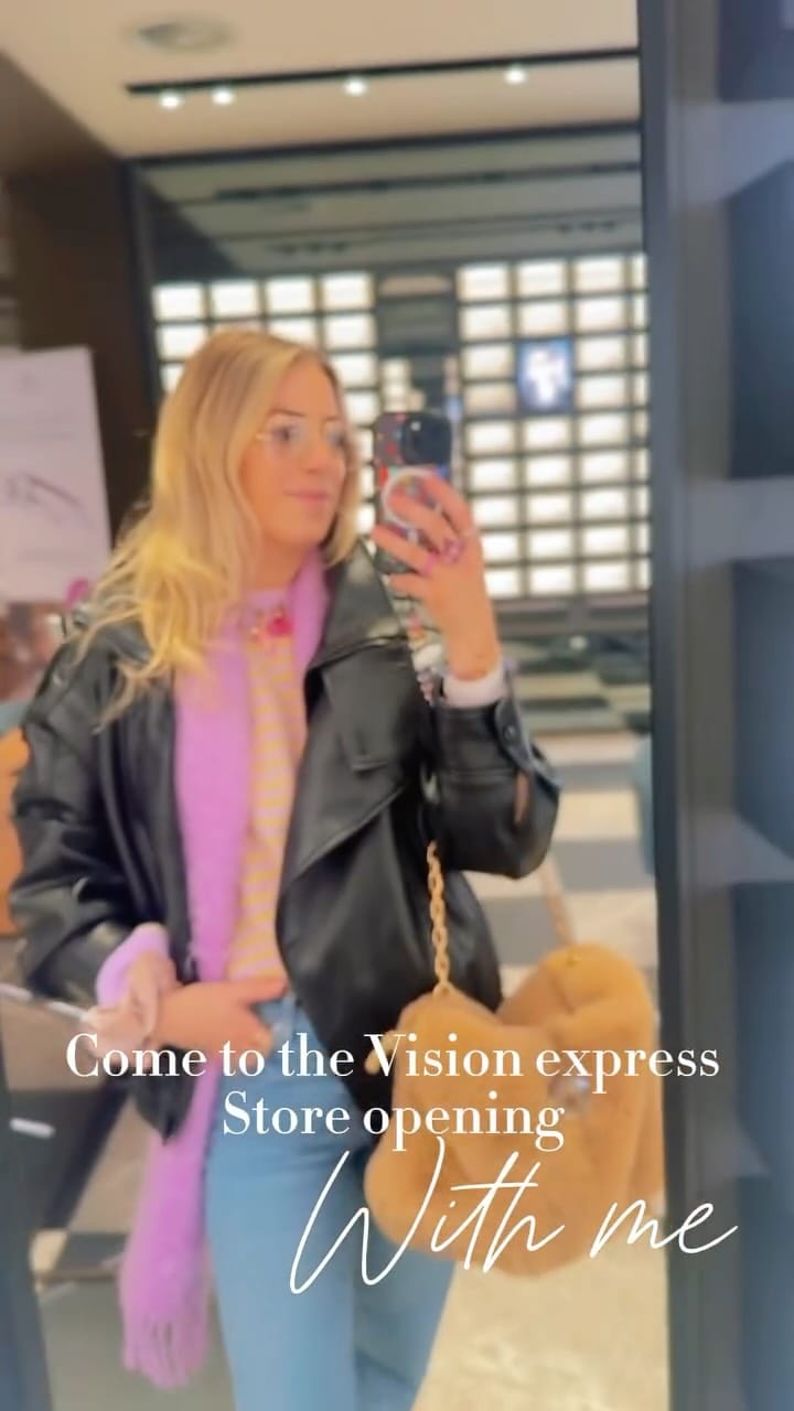 Post 1 by Roxanna O’brien | Style Blogger on Instagram (video)