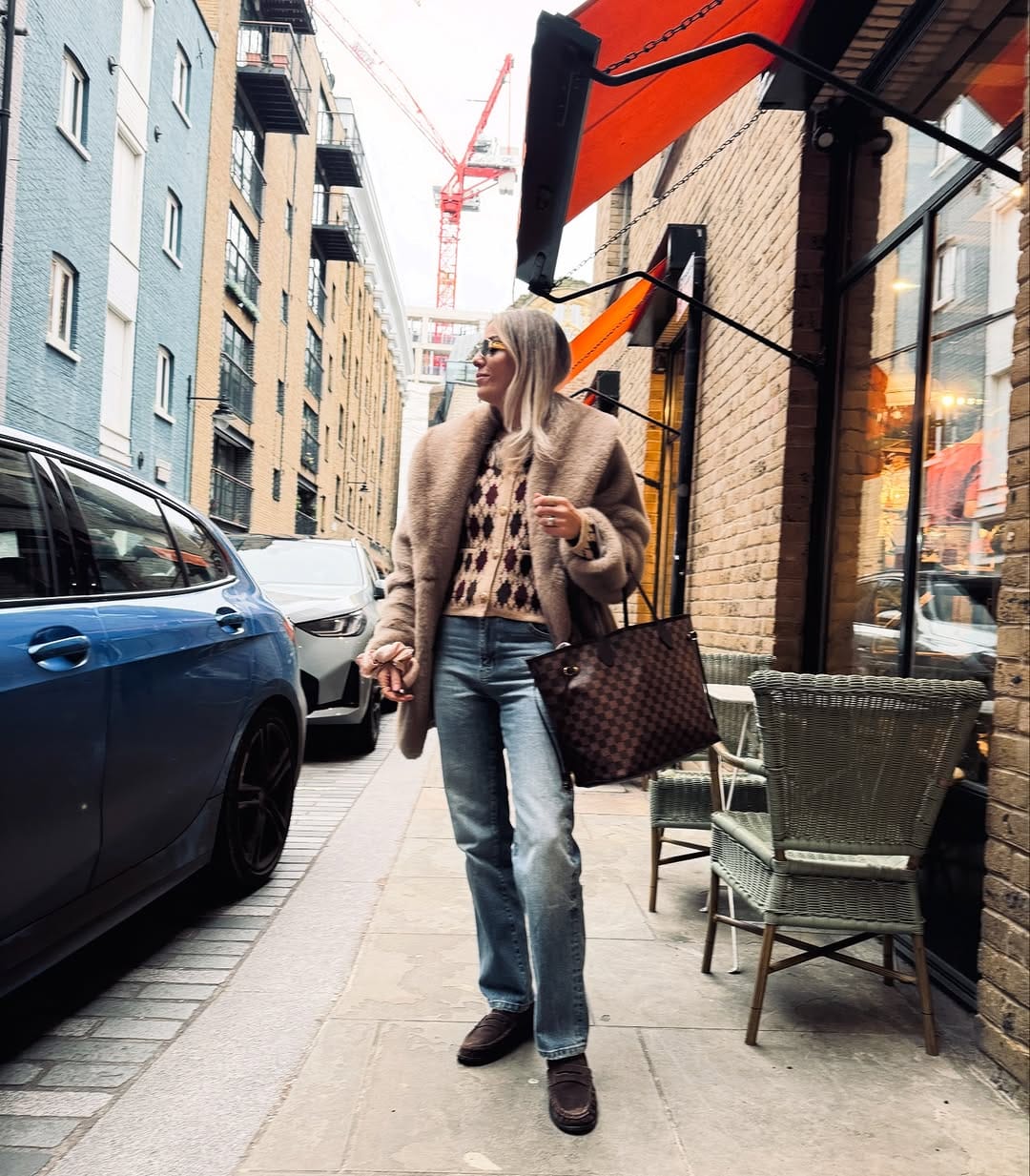Post 7 by Roxanna O’brien | Style Blogger on Instagram (carousel)