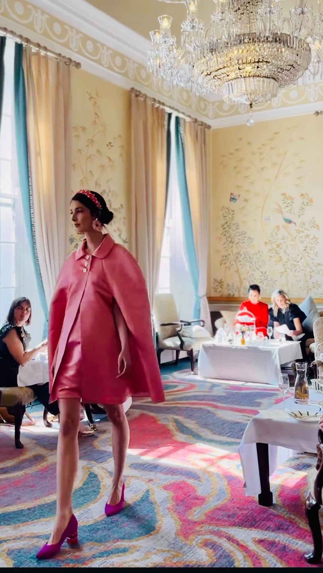Post 9 by Saraden Designs Millinery on Instagram (video)