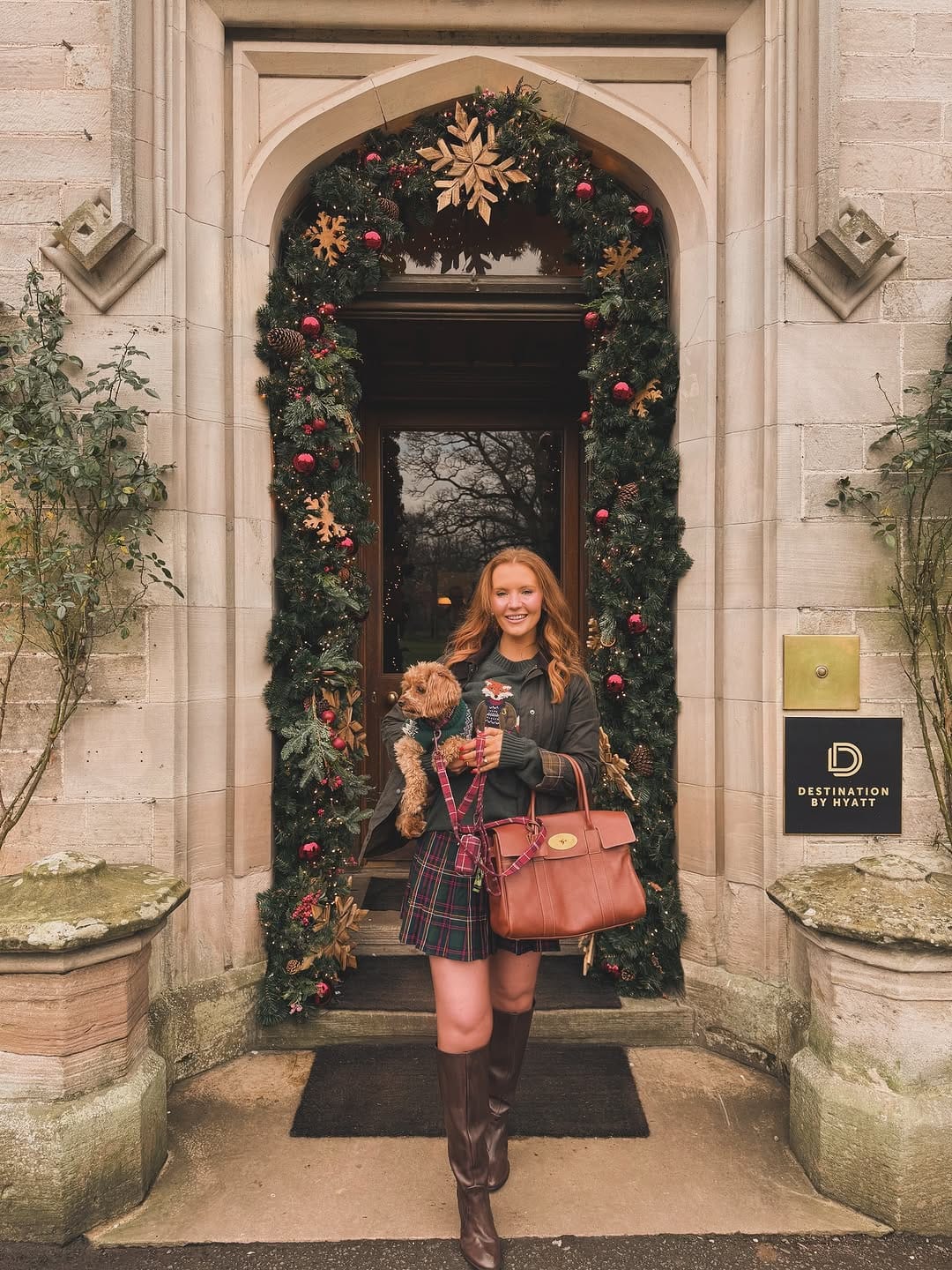 Post 5 by Lesley 💖 Feminine Outfit Inspo on Instagram (carousel)