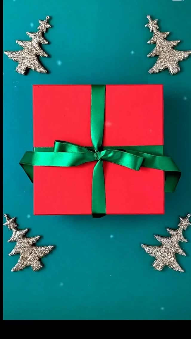 Post 8 by Zayaa's jewellery on Instagram (video)