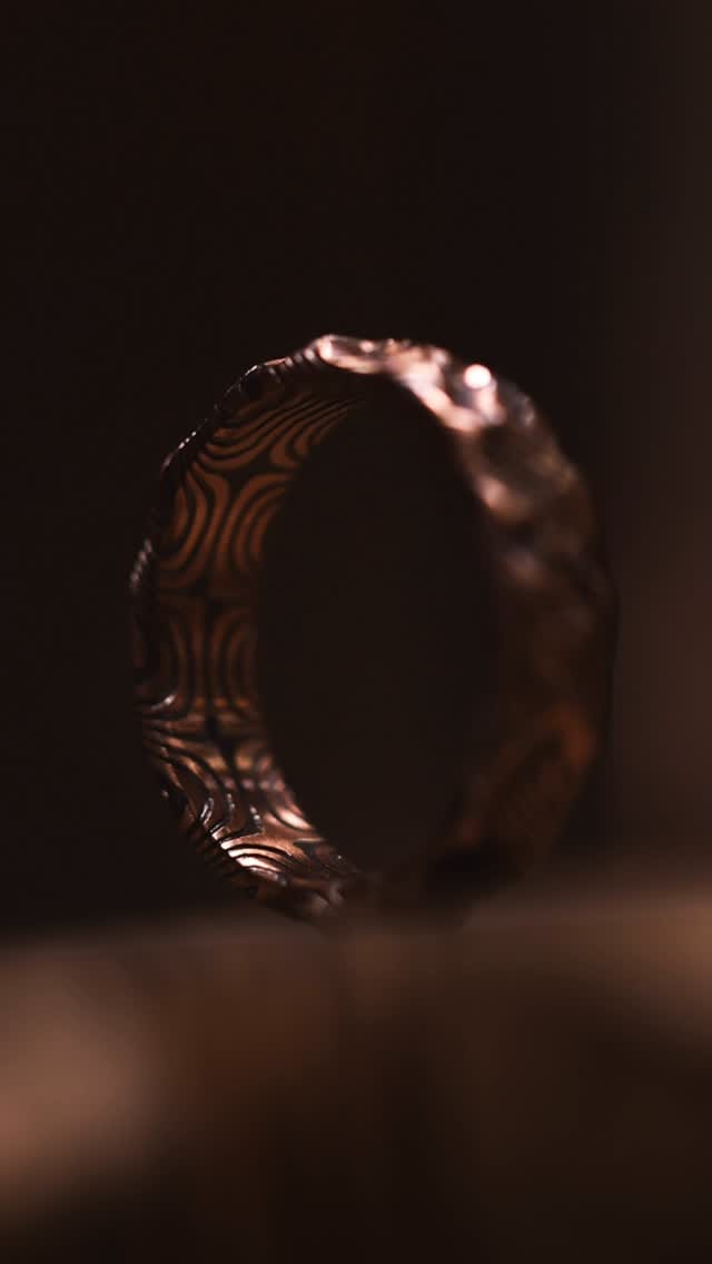 Post 7 by Kochut UK Jewellery on Instagram (video)