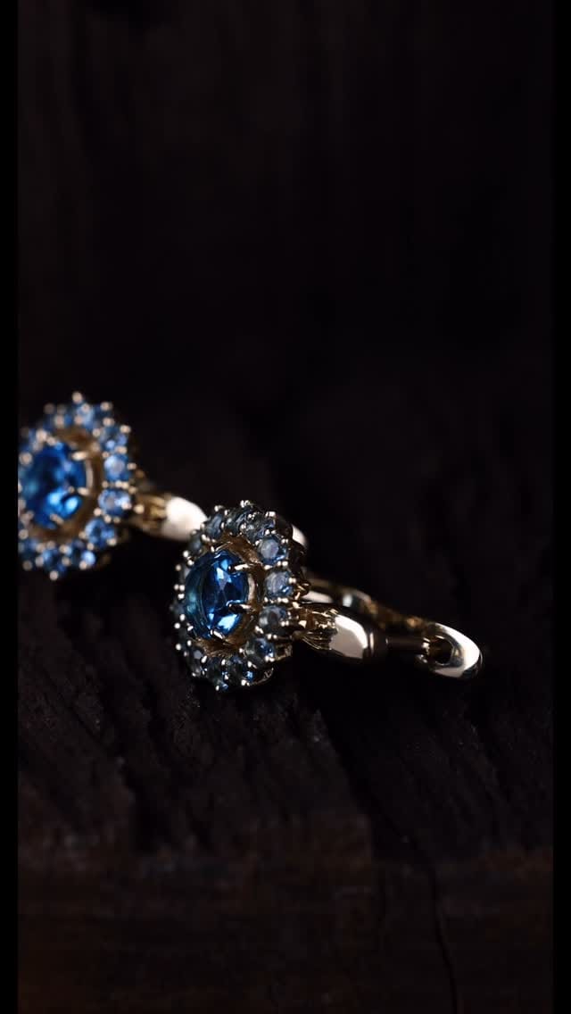 Post 3 by Kochut UK Jewellery on Instagram (video)