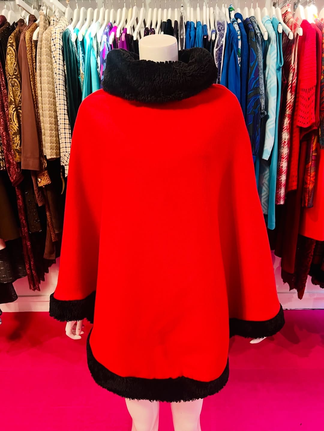 Post 9 by Edinburgh Vintage Shop on Instagram (image)
