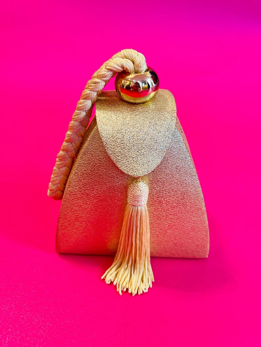 Post 10 by Edinburgh Vintage Shop on Instagram (image)