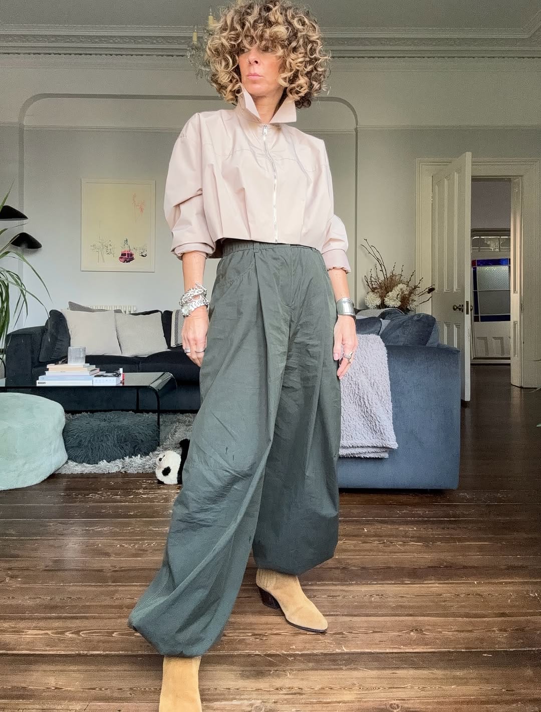 Post 6 by Karen Lowe - Personal Stylist on Instagram (image)