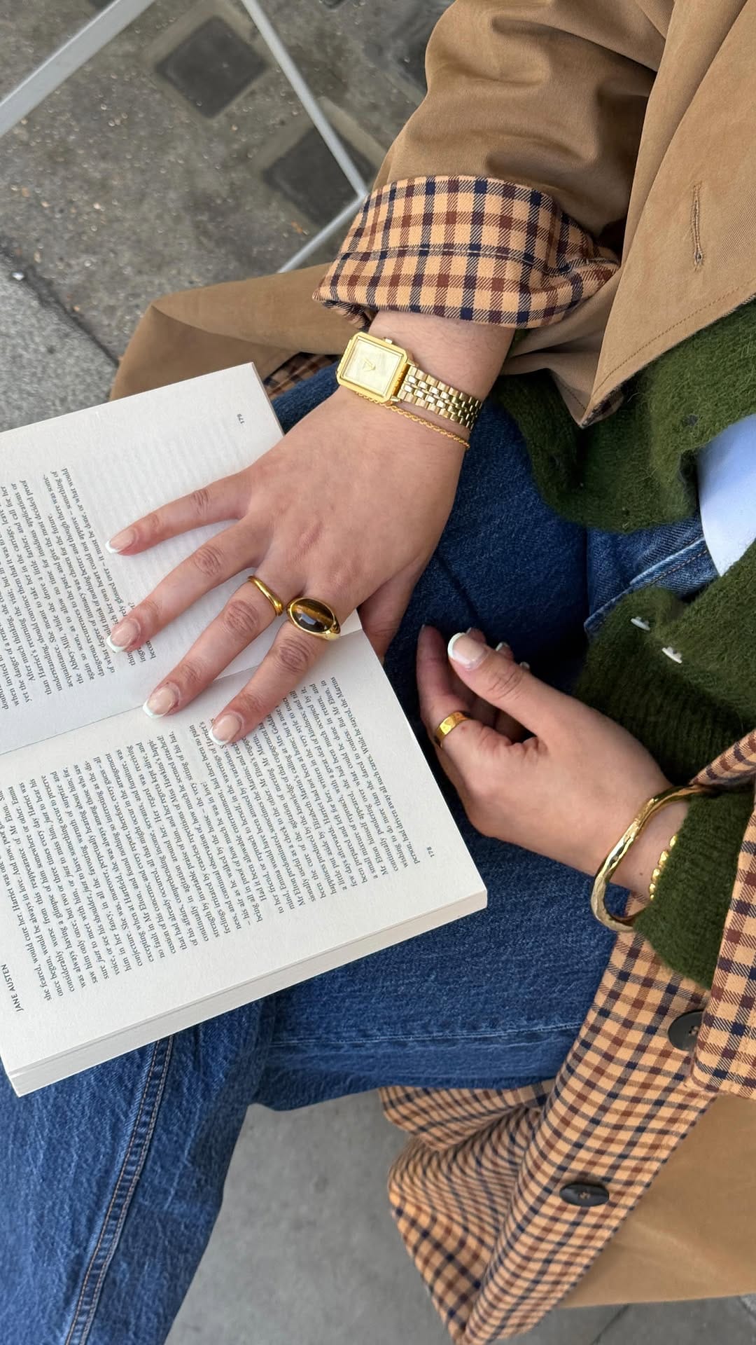 Post 2 by Harriet | outfits & styling on Instagram (video)