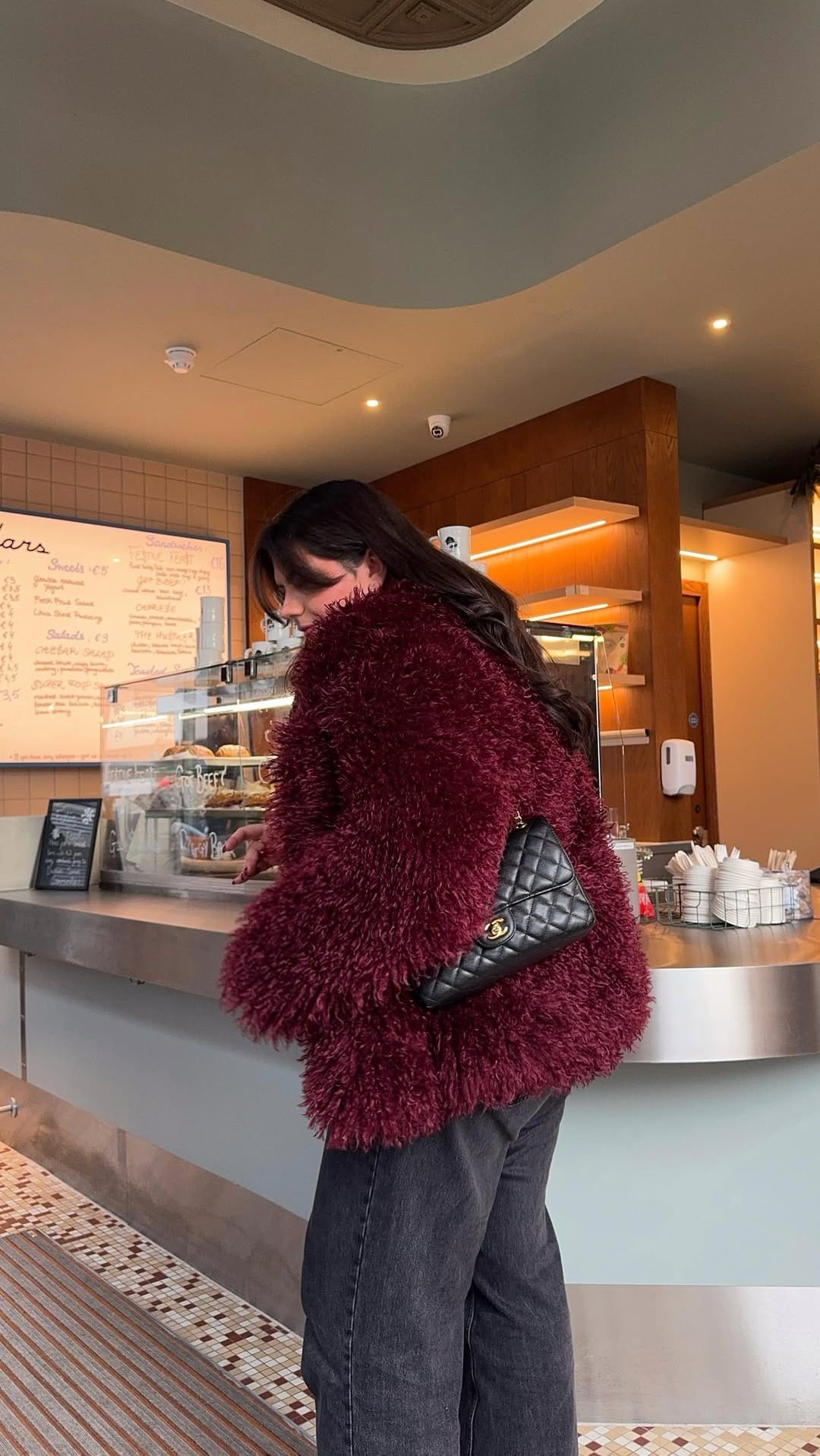 Post 8 by Freya Broni on Instagram (video)