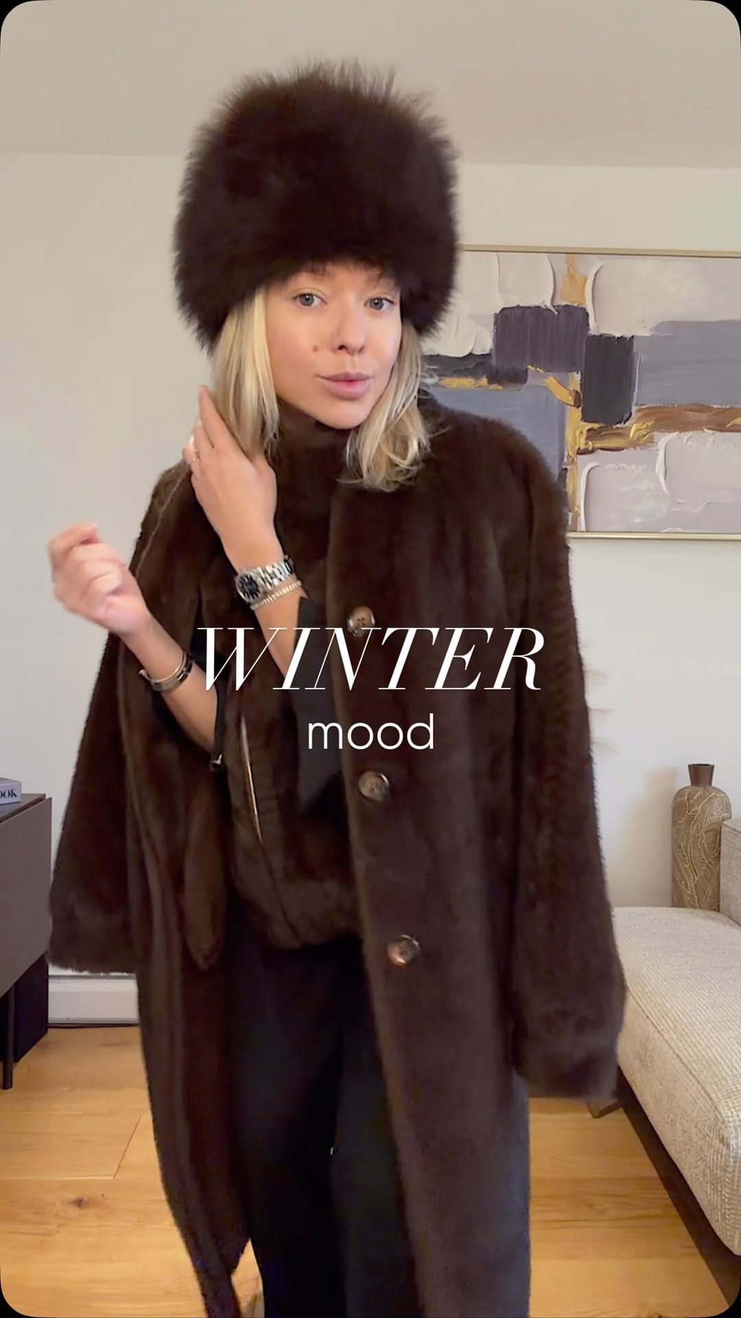 Post 5 by SIENNA ALEXANDER | LONDON on Instagram (video)