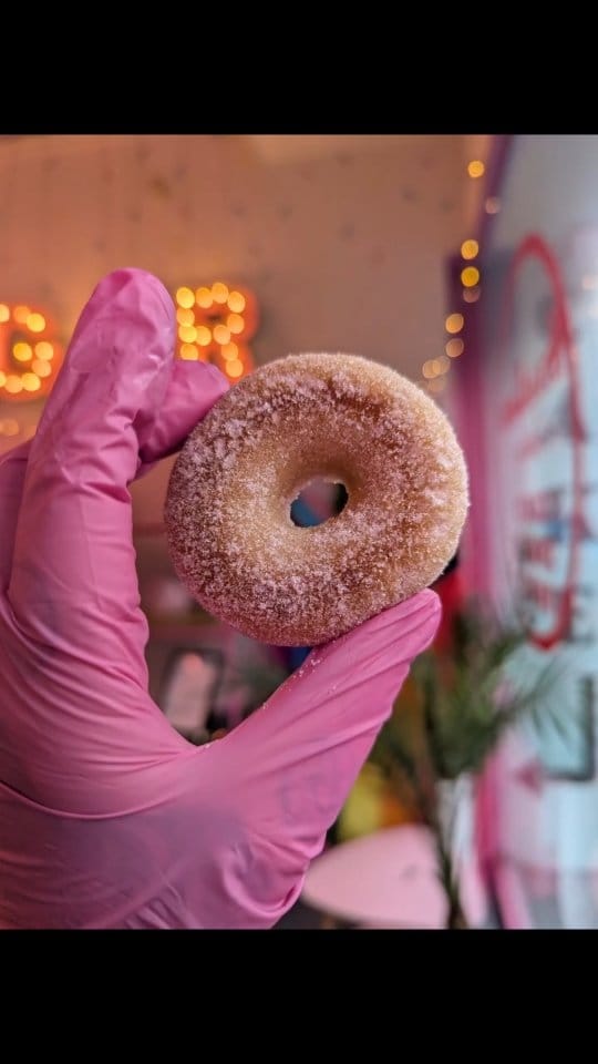 Post 4 by Sugar Daddys Edinburgh on Instagram (video)
