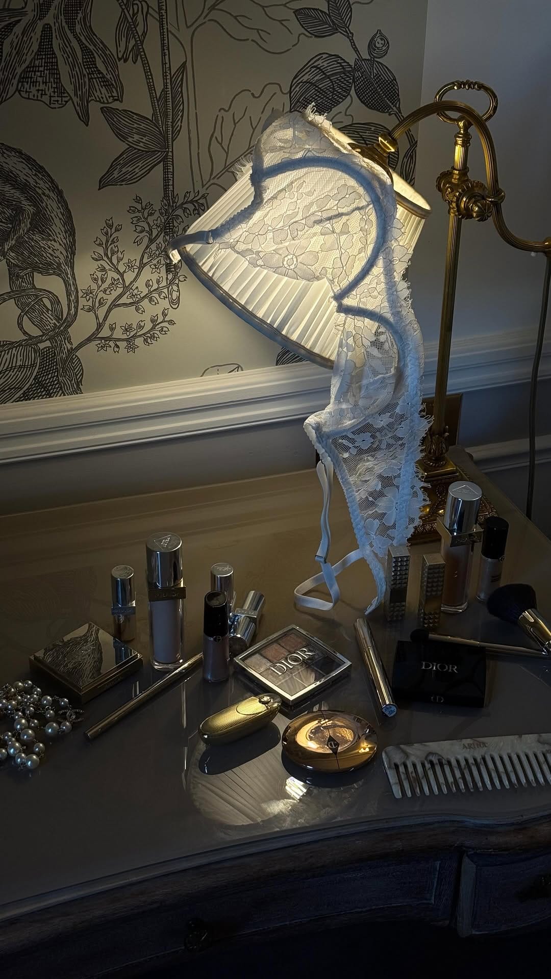 Post 1 by Arina Orlov on Instagram (video)