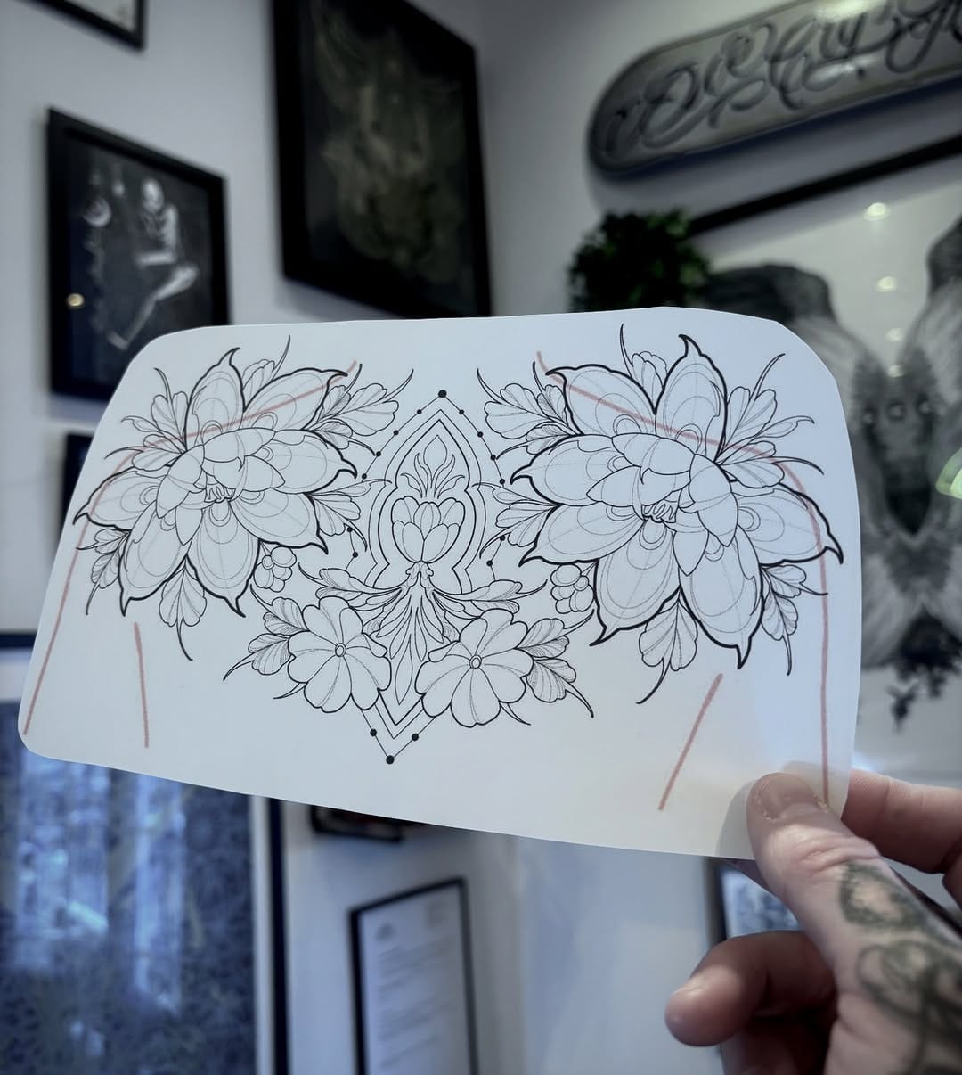 Post 10 by Lisa Arcane on Instagram (image)