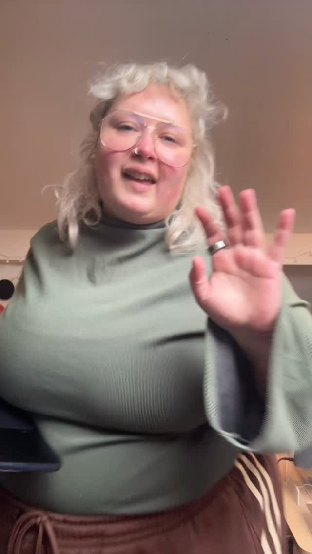 Post 2 by Hannah Ogilvie-Young on Instagram (video)