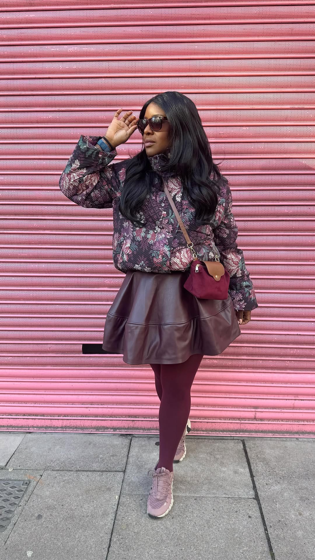 Post 6 by Samantha on Instagram (video)