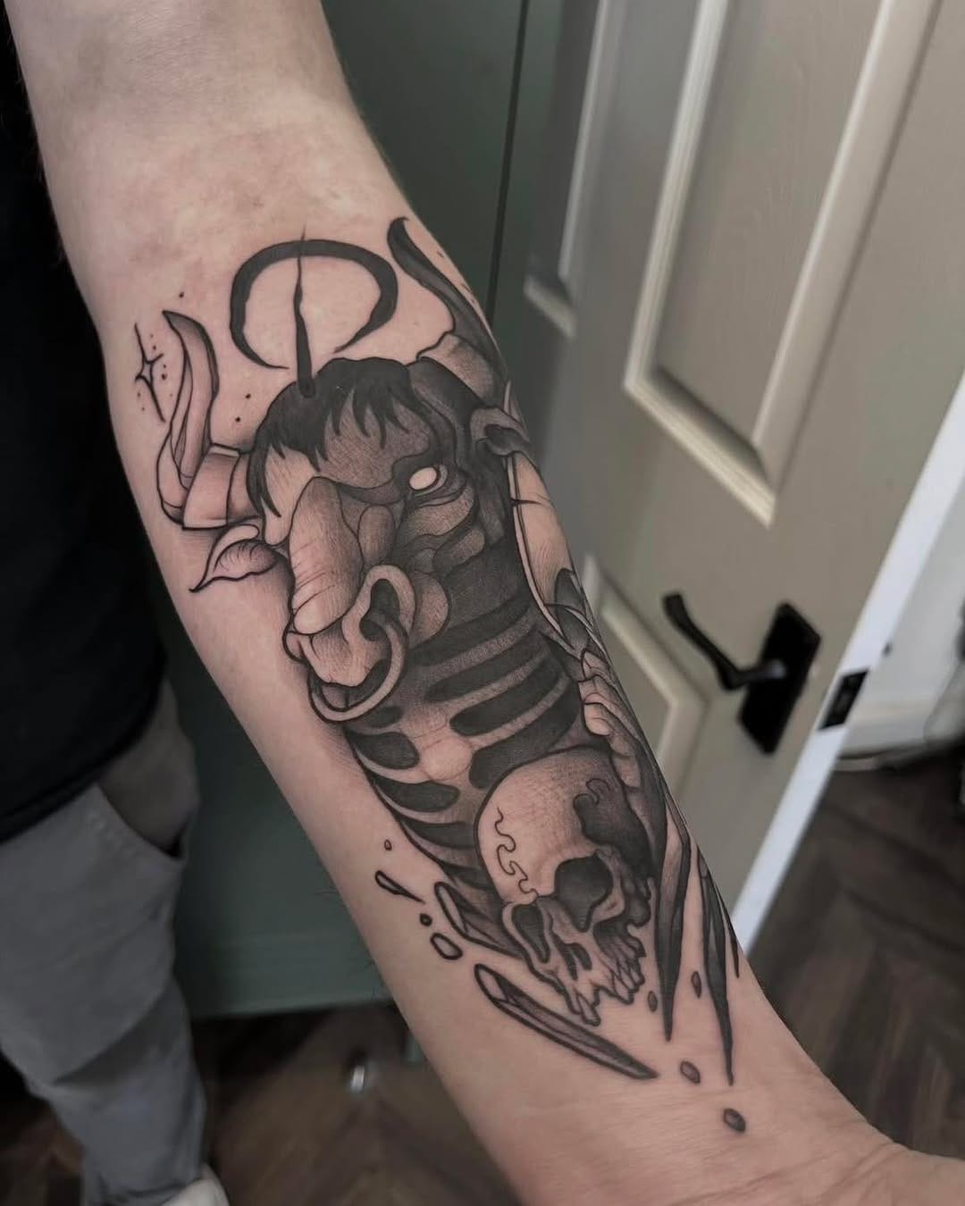 Post 5 by ℜ𝔢𝔡 𝔗𝔞𝔱𝔱𝔬𝔬 𝔞𝔫𝔡 𝔓𝔦𝔢𝔯𝔠𝔦𝔫𝔤 on Instagram (image)