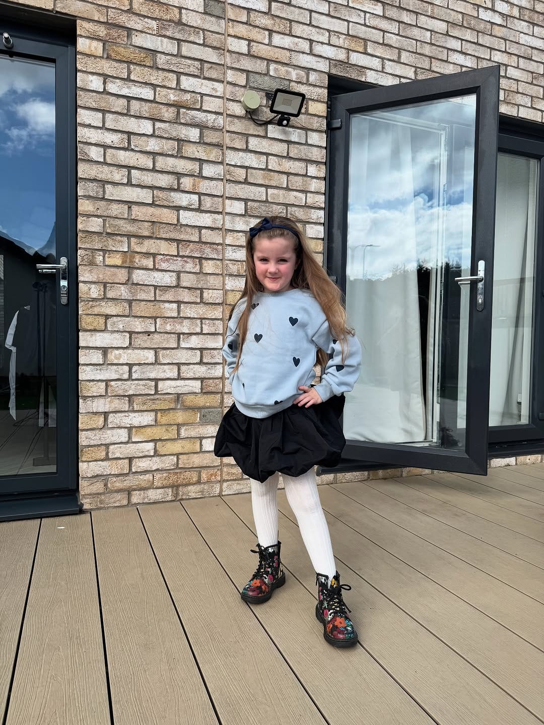 Post 5 by 🖤ＺＡＲＡ▪️ＭＣＫＥＲＲＡＣＨＥＲ 🖤 on Instagram (carousel)