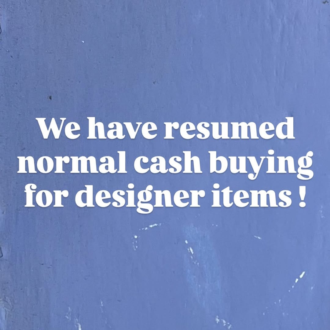 Post 10 by Retro Woman Notting Hill on Instagram (image)
