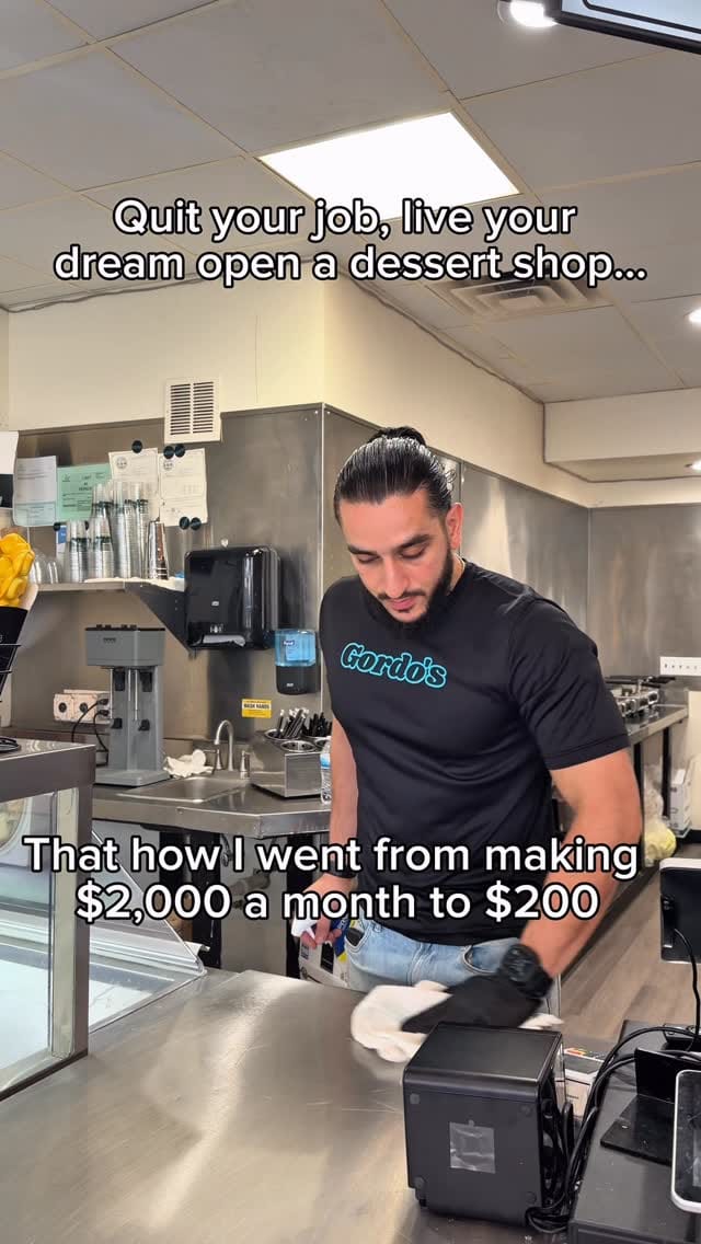 Post 2 by Gordo’s Bubble Waffles 🧇 on Instagram (video)