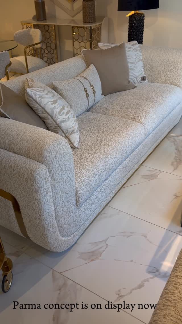 Post 9 by Luxe Life Furniture on Instagram (video)