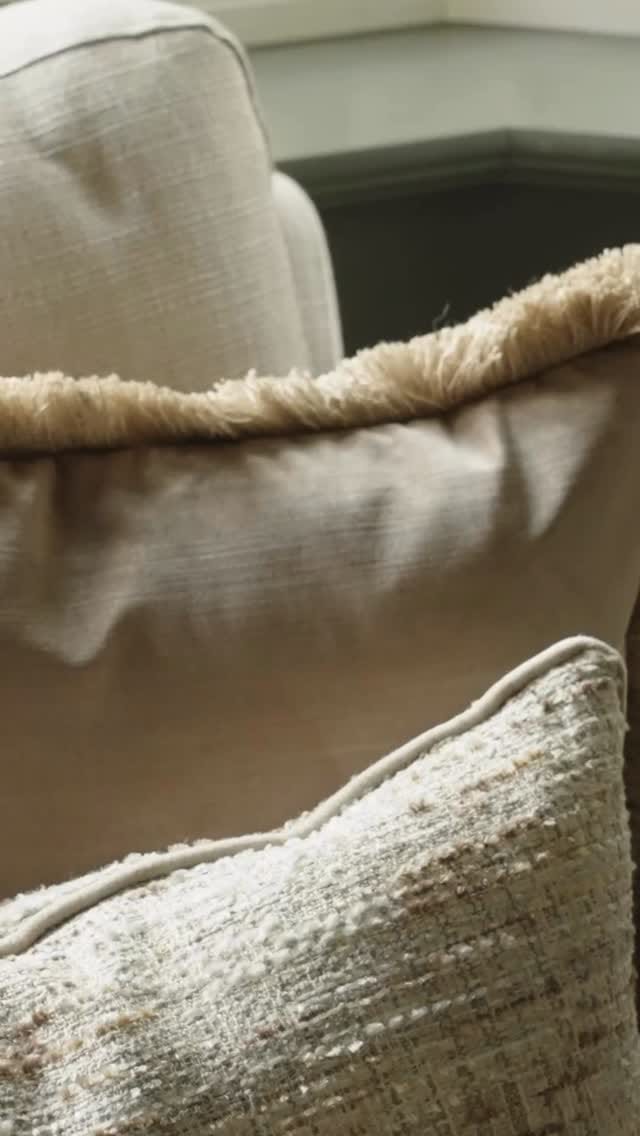 Post 4 by Scatter Box on Instagram (video)