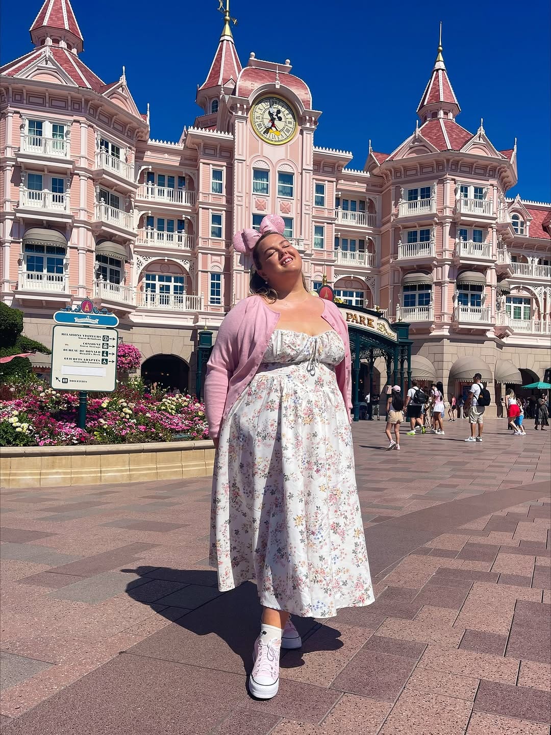 Post 9 by Emma 🫧🩷☁️🧸💌 on Instagram (carousel)