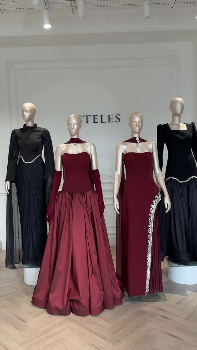 Post 10 by Esteles London on Instagram (video)