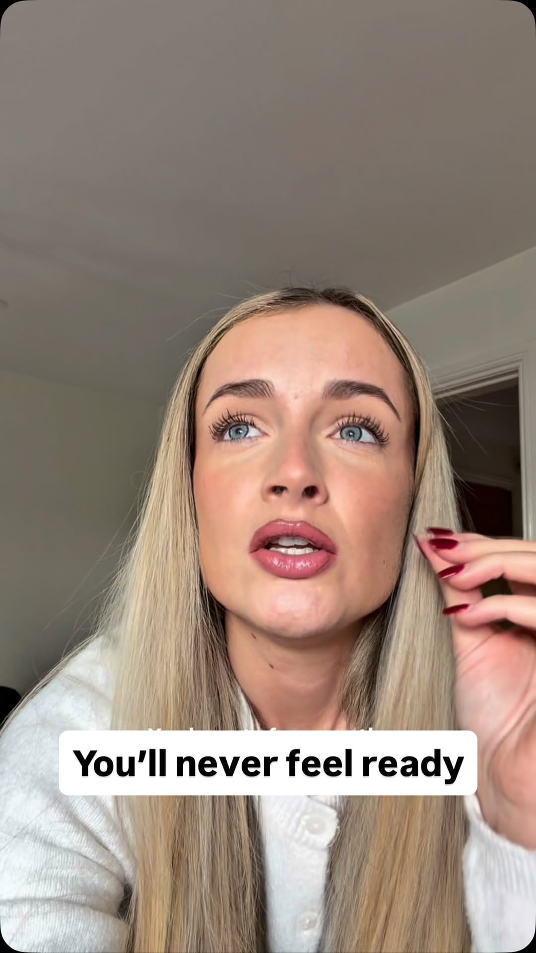 Post 4 by Aimeé Easton | Online fat loss and glute coach on Instagram (video)