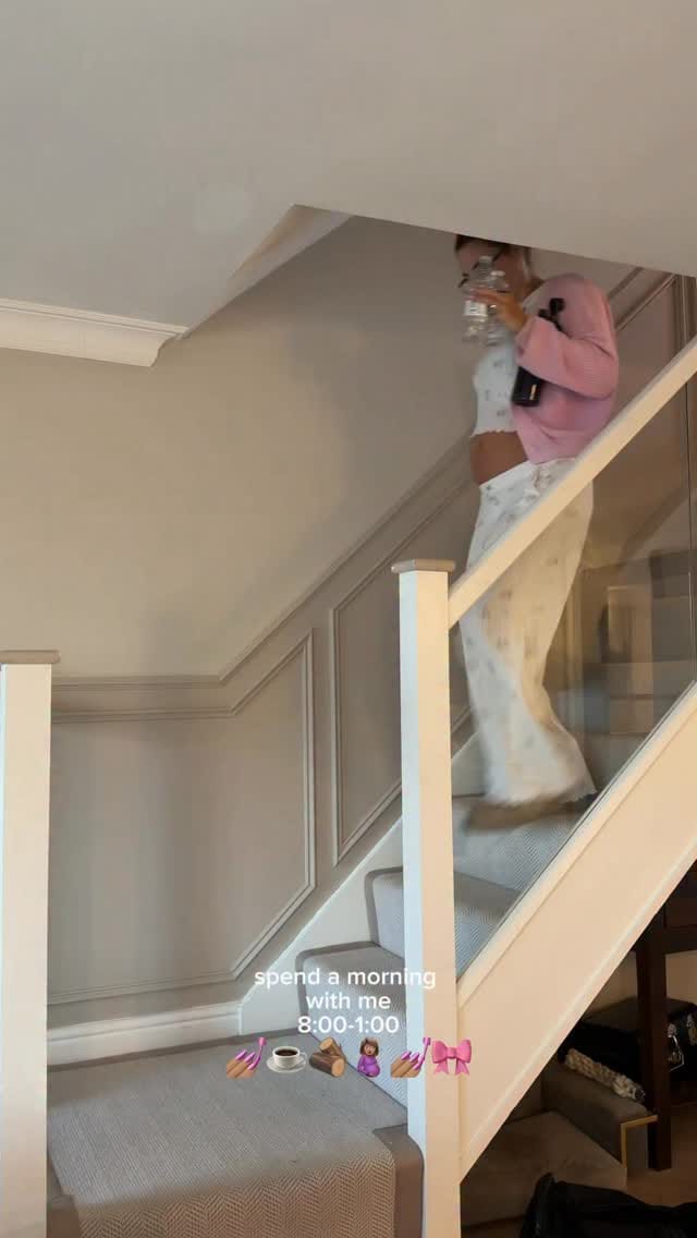 Post 6 by Lils on Instagram (video)