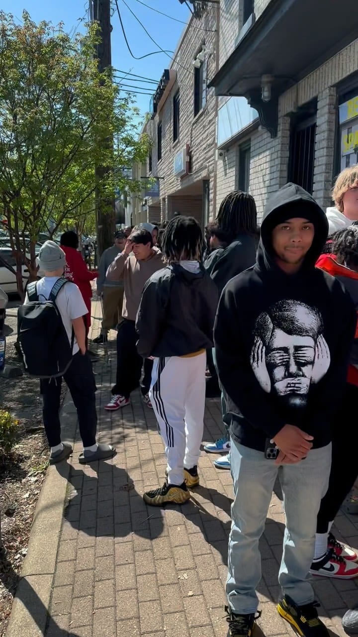 Post 10 by Free Hype Shop on Instagram (video)