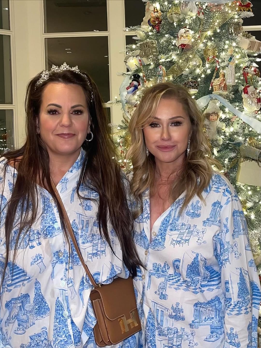 Post 8 by The Bella Abby & Ava Handbag Boutique on Instagram (carousel)