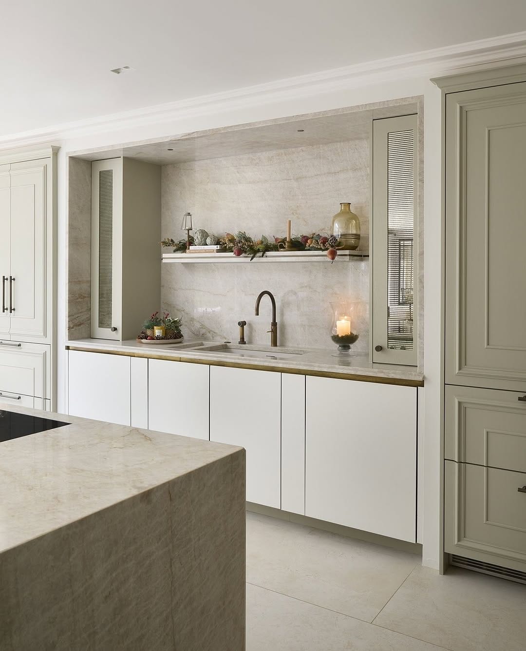 Post 9 by Sola Kitchens on Instagram (carousel)