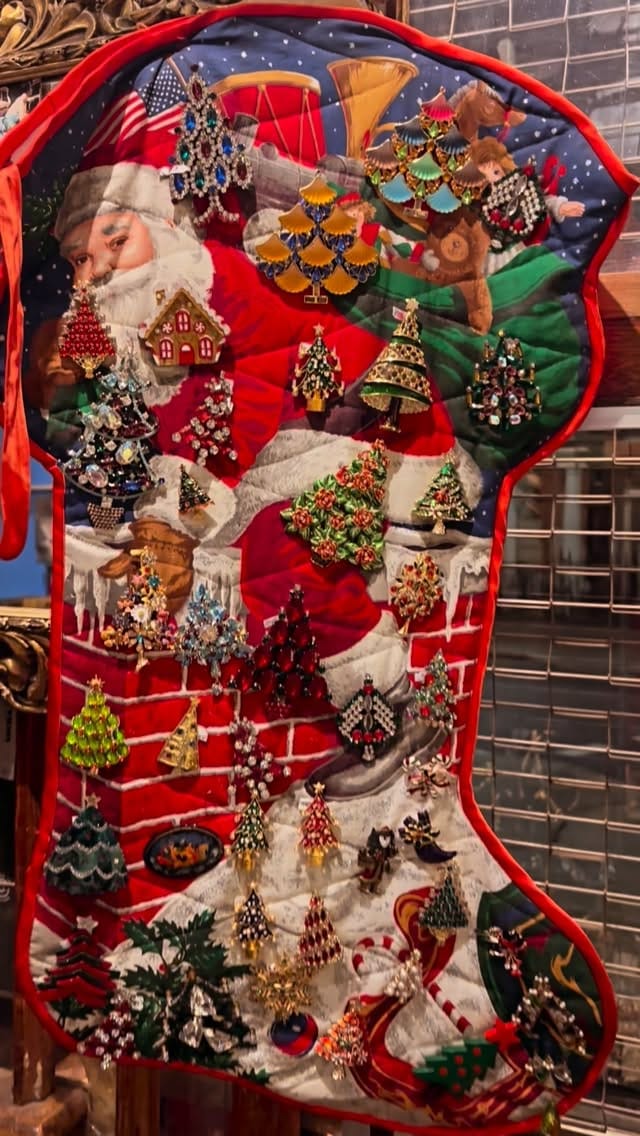 Post 5 by The Hirst Collection on Instagram (video)
