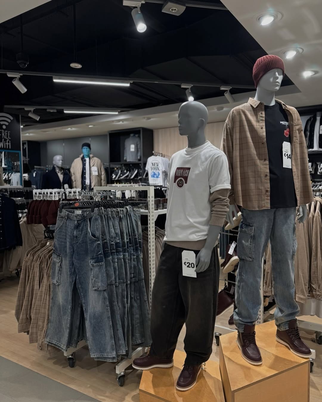Post 6 by Primark Man on Instagram (carousel)