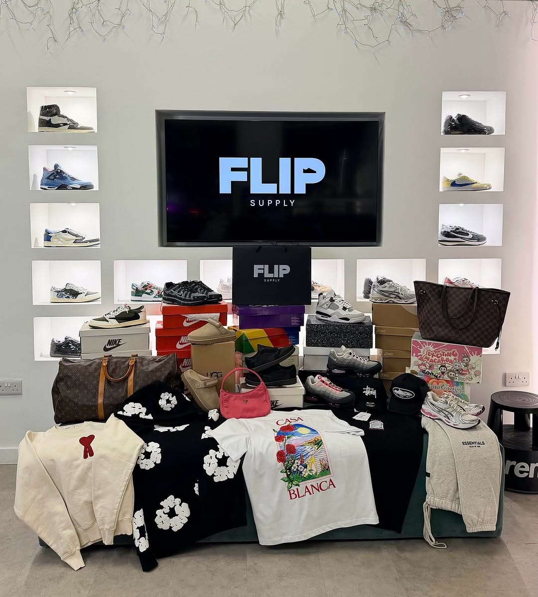 Post 6 by Flip Supply | Sneakers & Clothing Edinburgh on Instagram (image)