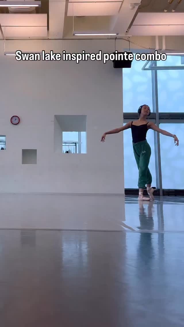 Post 4 by Freed of London on Instagram (video)